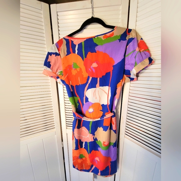 WILLA FLORAL DRESS  LARGE COLOR FLOWERED DESIGN SZL - Picture 2 of 3